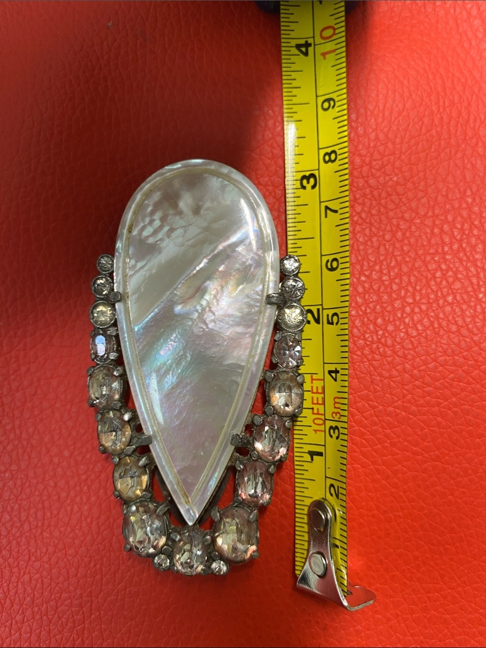Art Deco Mother-of-Pearl Teardrop Statement Brooch/Fur Clip 1930s - Picture 5 of 5
